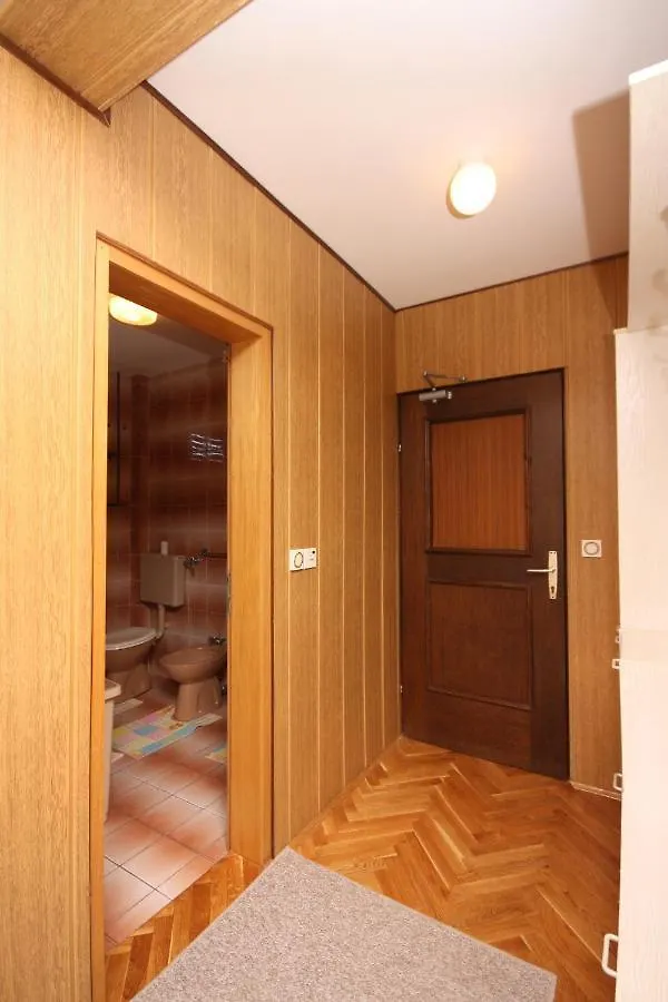 Apartments For Families With Children Lopar, Rab - 10402  Lopar